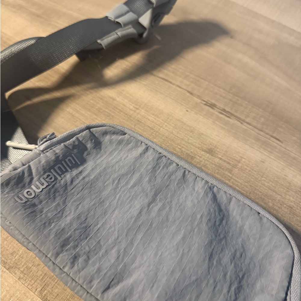 lululemon athletica Belt Bag in Light Gray